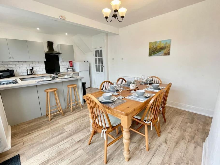 Portsmouth 3 Bedroom Getaway, Sleeps 6 외부 사진