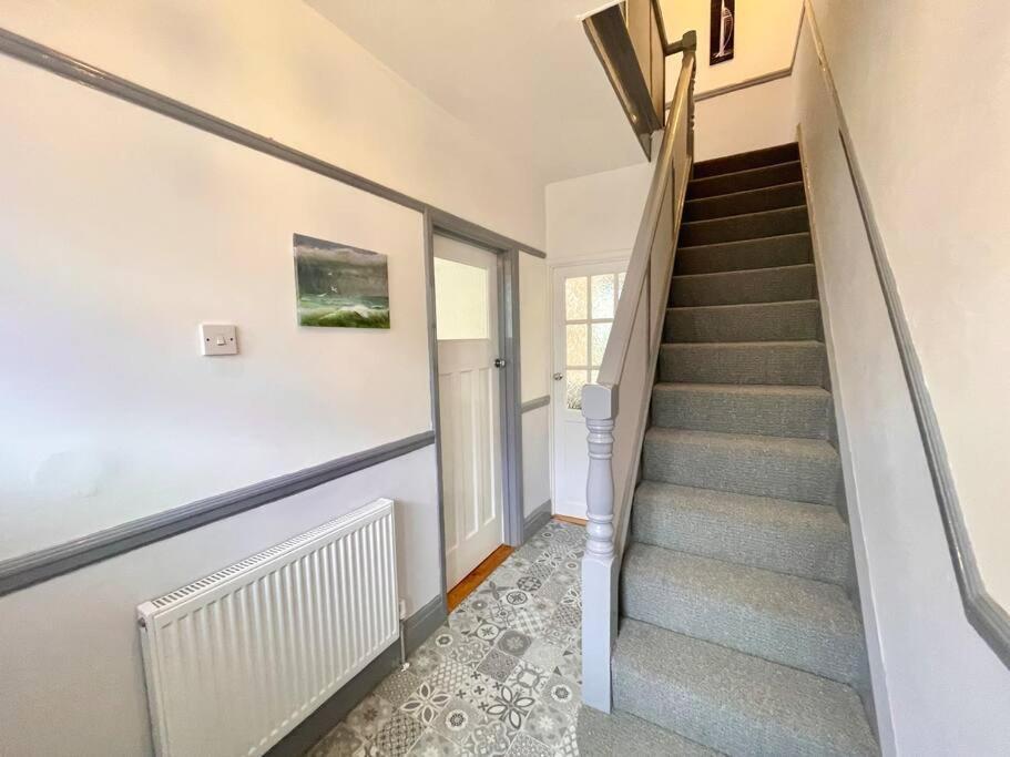 Portsmouth 3 Bedroom Getaway, Sleeps 6 외부 사진