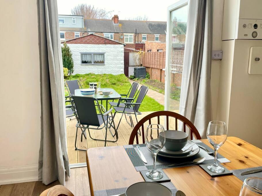 Portsmouth 3 Bedroom Getaway, Sleeps 6 외부 사진