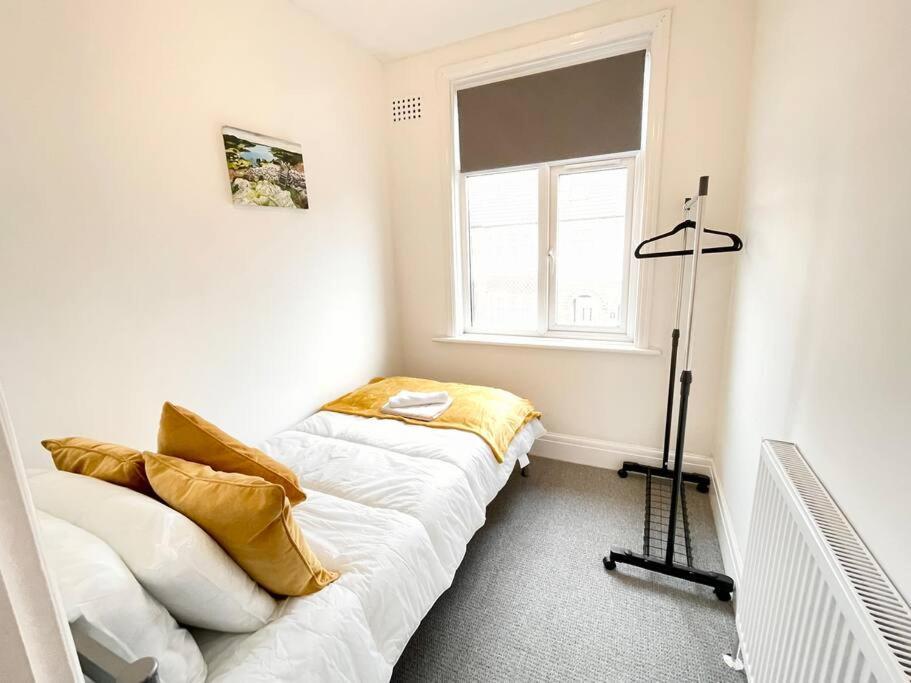 Portsmouth 3 Bedroom Getaway, Sleeps 6 외부 사진
