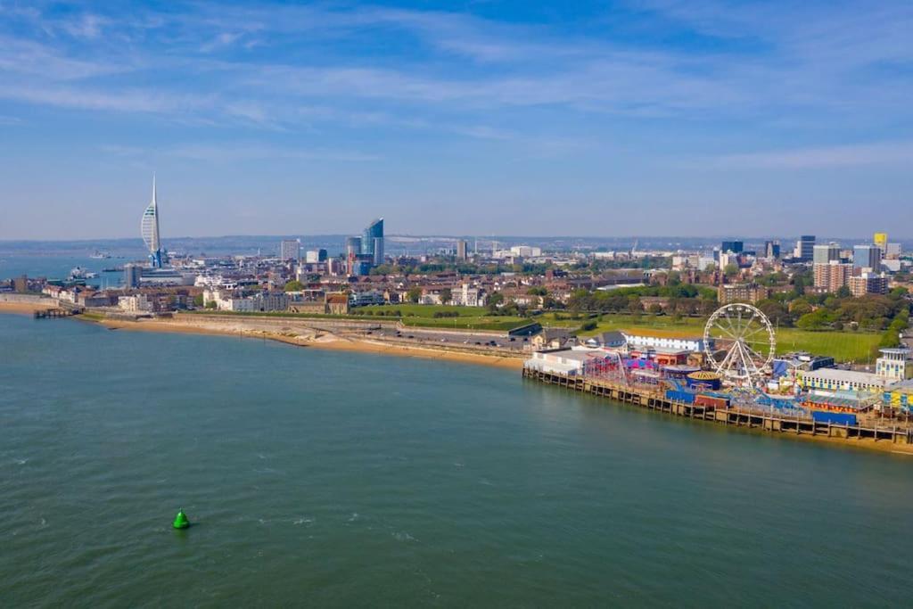Portsmouth 3 Bedroom Getaway, Sleeps 6 외부 사진